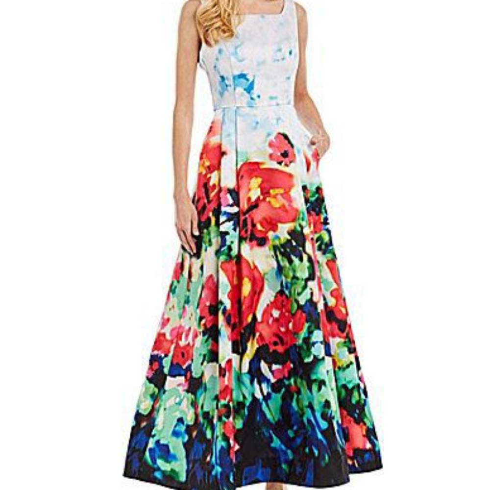 Gown - Picture 2 of 6